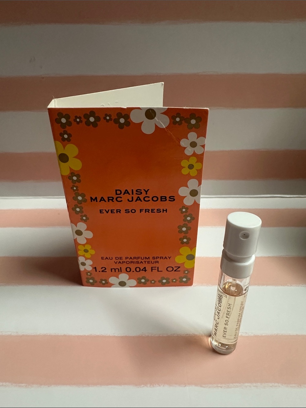 Marc Jacobs Daisy Ever So Fresh Sample